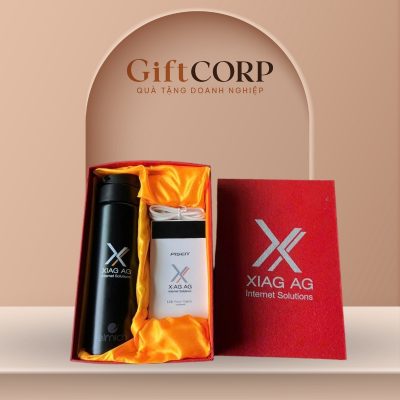 giftset-sac-du-phong-pisen-lcd-va-binh-giu-nhiet-elmich-1
