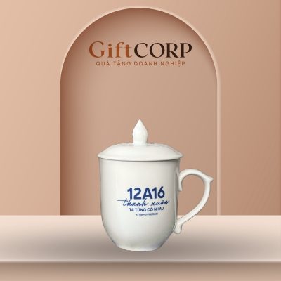 Cốc sứ quà tặng in logo có nắp màu trắng LS-05