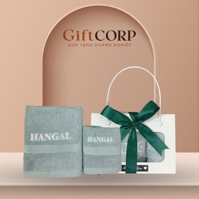 Combo 2 khăn quà tặng thêu logo khăn mặt và khăn tắm màu xanh mint KQT-02