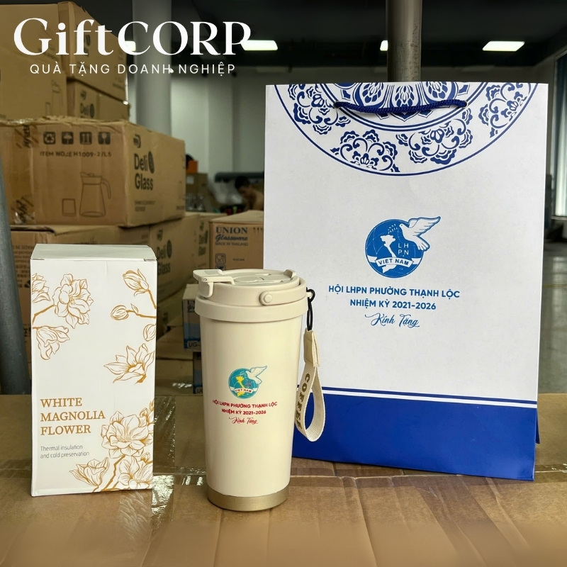 Cốc giữ nhiệt quà tặng in logo