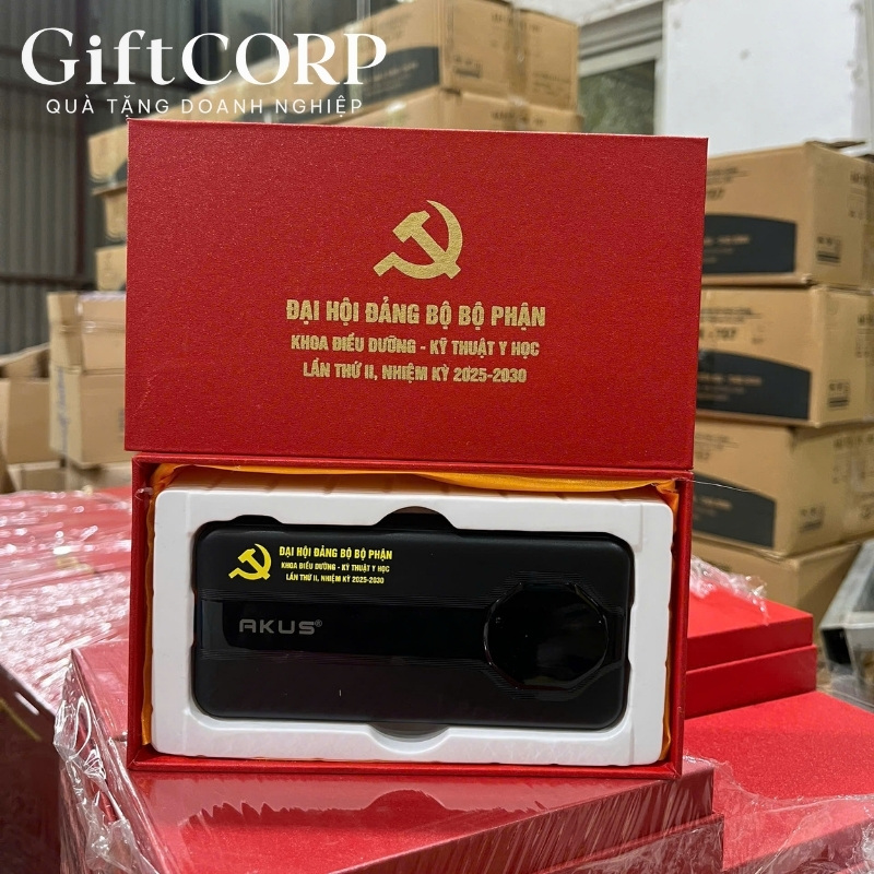 Sạc dự phòng in logo quà tặng