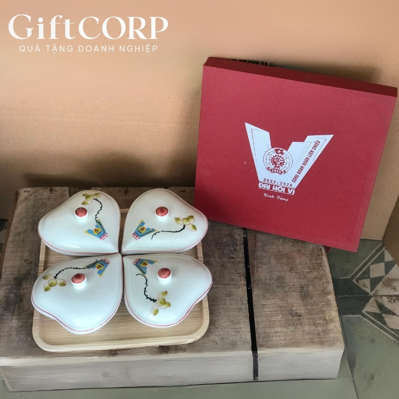 Khay mứt sứ in logo làm quà tặng