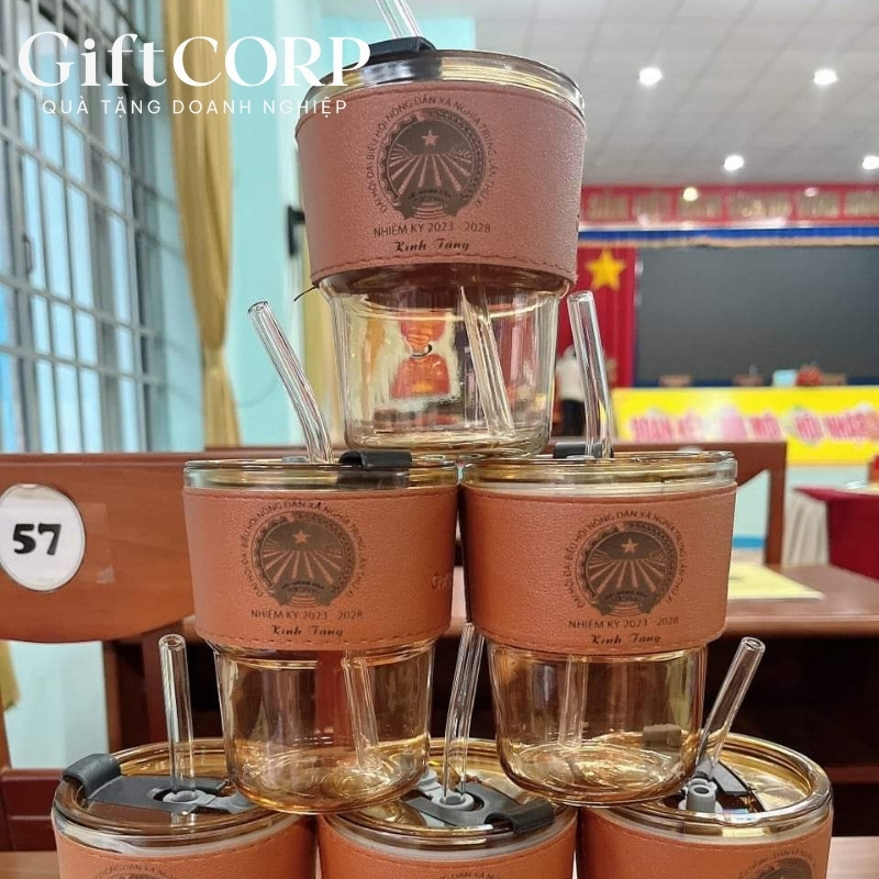 Cốc thủy tinh bọc da quà tặng