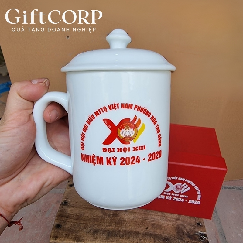 Cốc sứ in logo quà tặng