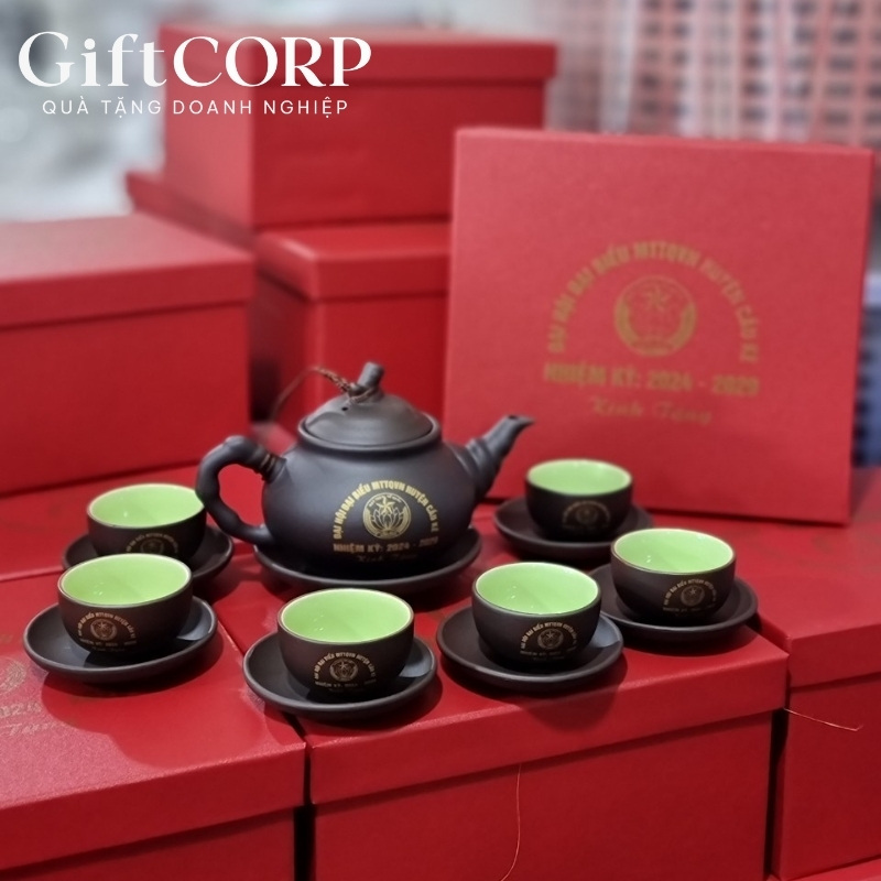 Bộ ấm chén quà tặng đại hội MTTQ