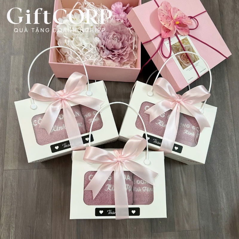 Khăn bông thêu logo